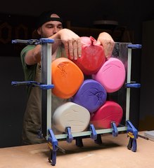 People Are Turning Balloons And Plastic Into Furniture… And It Works!