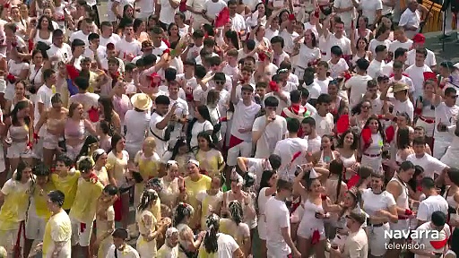 Falces dispara el Cohete de fiestas