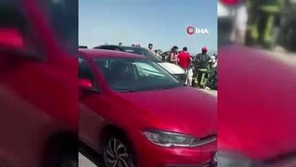 REFÜJE ÇARPAN  ARAÇ TAKLA ATTI