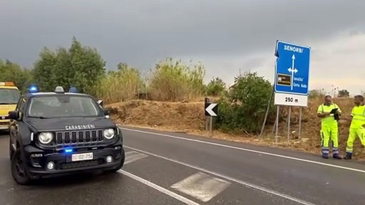 Schianto fra auto, tre feriti in codice rosso: le immagini