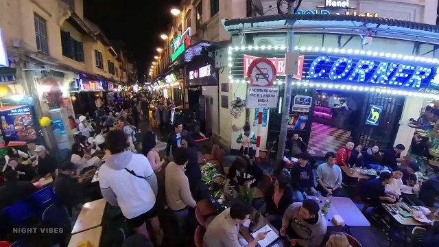 Hanoi Old Quarter Walking Tour 2025 | Street Food, Nightlife & Local Culture