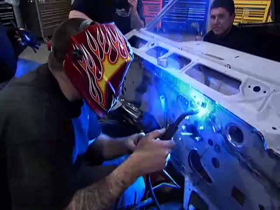Overhaulin - Lowrider Girl