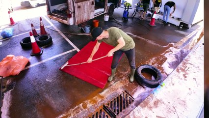 Incredible Deep Clean of a Sunken Minivan from Japan! 🧽🇯🇵