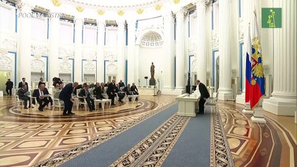 Trump renuncia a un alto el fuego en Ucrania tras cumbre con Putin