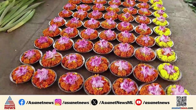 ആറന്മുളയിലും ചിങ്ങപ്പുലരിയിൽ തിരക്ക്; വള്ളസദ്യ വഴിപാടുകൾ നടത്താൻ ഭക്തജനങ്ങൾ