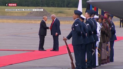 Rencontre en Alaska : aucun cessez-le-feu, juste le début des discussions Trump-Poutine