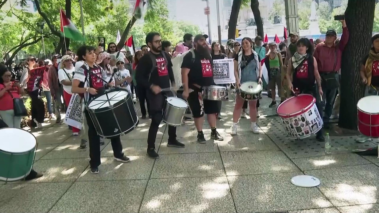 SEHEN: Demonstranten in Mexiko-Stadt fordern Abbruch der Beziehungen zu Israel
