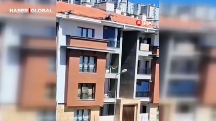 Çatıda tehlikeli çalışma: O anlar kamerada