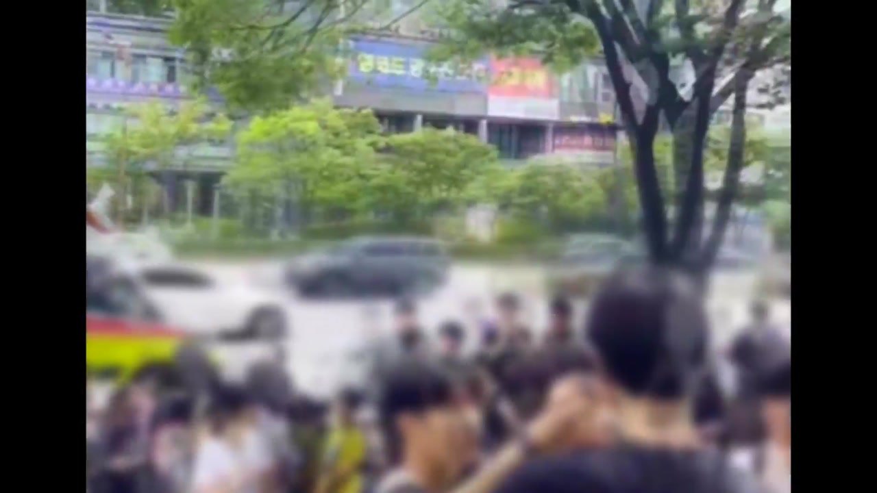 수원 영통구 상가 건물 폭발물 설치 신고...경찰 수색 / YTN