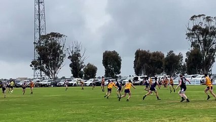 LVFNL 2025 elimination final: BL-Serpentine v Inglewood.