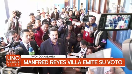 MANFRED REYES VILLA EMITE SU VOTO
