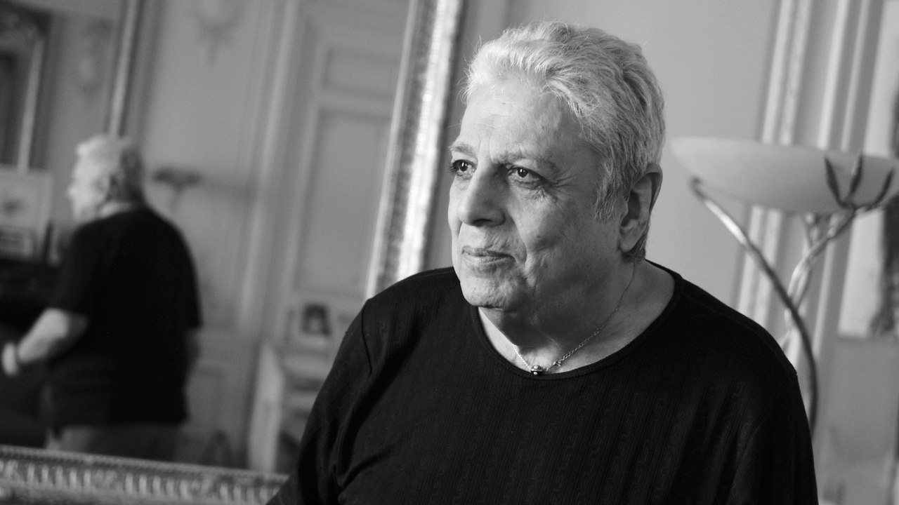 GALA VIDEO - Enrico Macias : ce terrible drame qui l’a rendu inséparable de Serge Lama