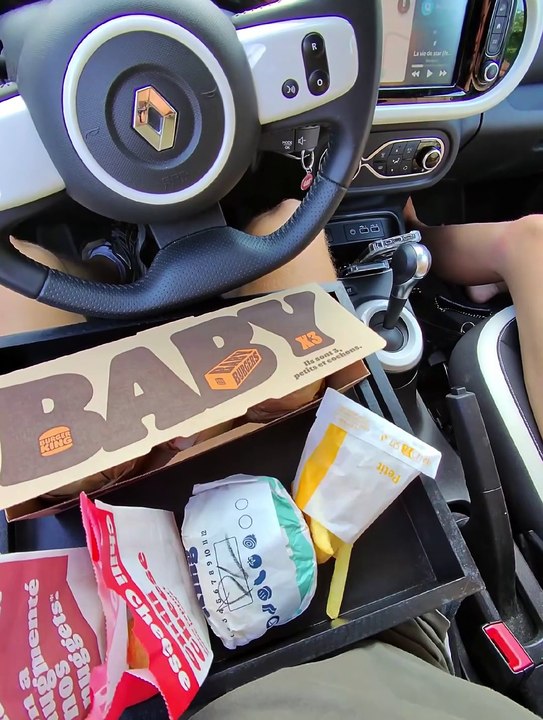 Dégustation de la Box Burger King 3 minis Burgers !