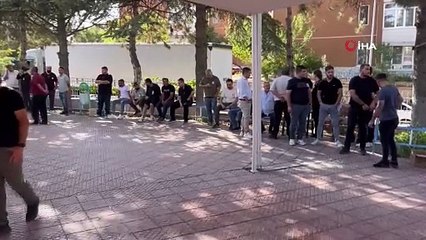 Arkadaşı tarafından tüfekle vurulan 32 yaşındaki adam son yolculuğuna uğurlandı