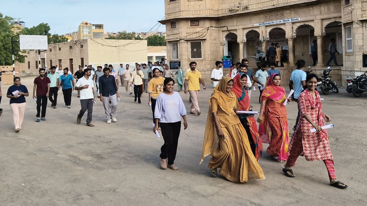 Video: कड़े सुरक्षा बंदोबस्तों के बीच 85.32 प्रतिशत ने दी पटवारी भर्ती परीक्षा