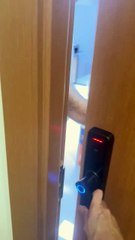 Empresarial na Vasco da Gama é atingido com tiros; veja vídeo