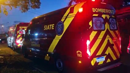 Forte batida entre Honda Fan e Renault Megane deixa dois jovens feridos no Bairro Tarumã