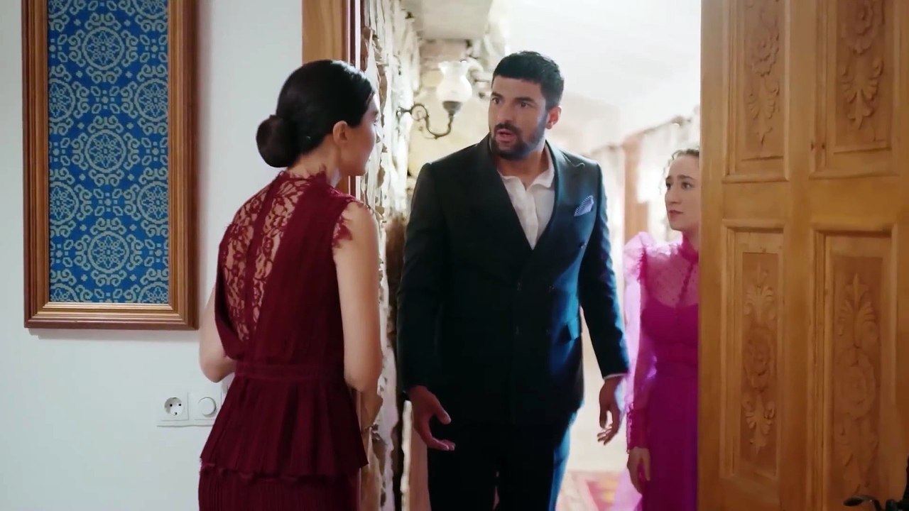 A Filha do Embaixador Episódio 165 (Dublagem em Português) Seferin Kizi