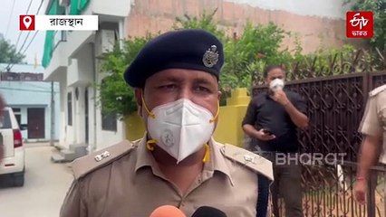 ছাদে নীল ড্রামের ভিতর থেকে উদ্ধার ব্যক্তির পচাগলা দেহ ! স্ত্রী, সন্তানরা পলাতক