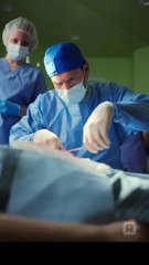 Despediste a un cirujano genio ES