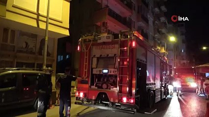 Dairenin balkonunda çıkan yangın korkuttu genç kız gözyaşlarına hakim olamadı