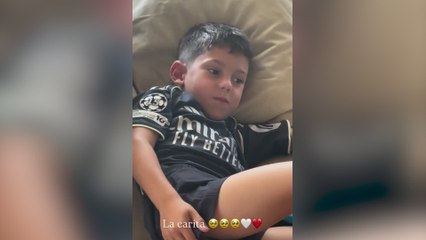 La reacción del hijo de Valverde cuando le dan una camiseta de Mastantuono enamora a las redes