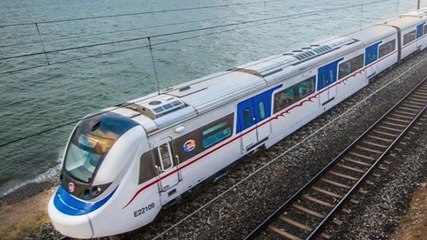 İZBAN seferleri, memurların iş bırakma eylemi nedeniyle iptal edildi