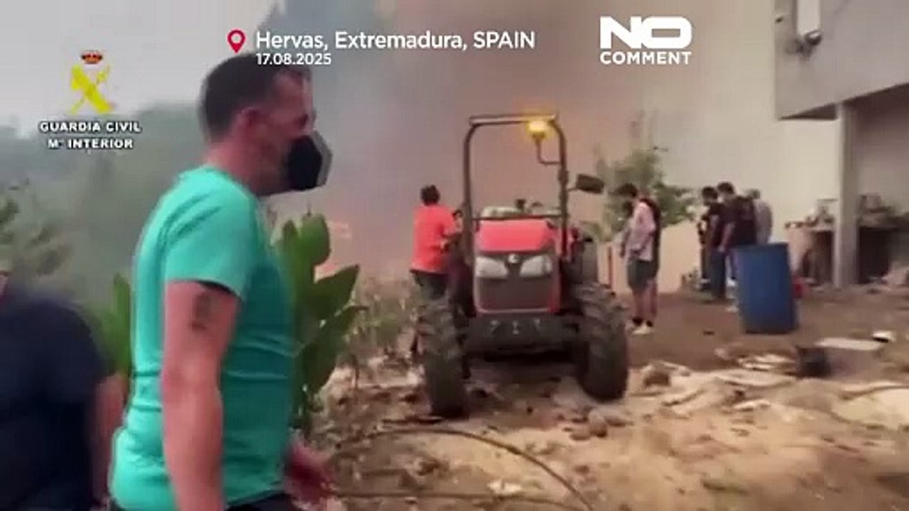 إسبانيا تسابق الزمن لمكافحة حرائق الغابات مع ار...