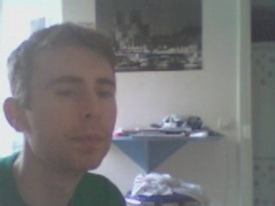 Wiwi massacre "Les mains dans les poches"