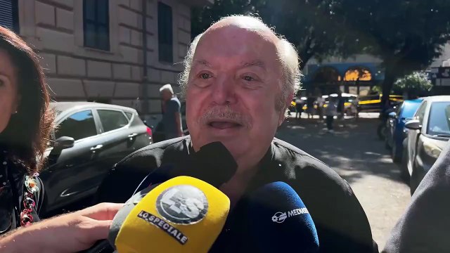 Lino Banfi commosso per Pippo Baudo: «Delle 4 B del '36 sono rimasto solo io»