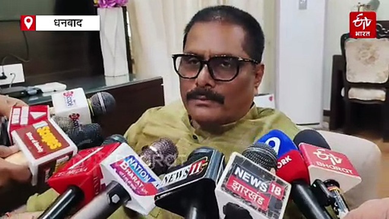 टुंडी के पोखरिया आश्रम में शिबू सोरेन को दी गई श्रद्धांजलि, शामिल हुए स्पीकर और मंत्री योगेंद्र प्रसाद