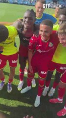 Así celebra los 3 puntos un equipo con sólo 13 ffutbolistas inscritos: "¿Qué ha pasado?" "Los 3 puntos al bolsillo"