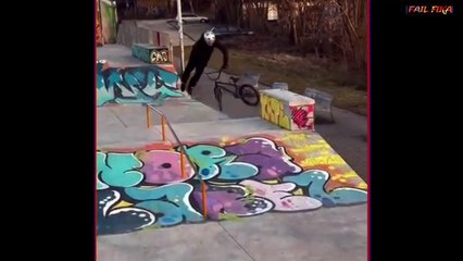 Top Doctor Analyzes the MOST PAINFUL Fails of the Week,