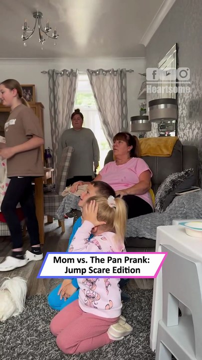 Epic Pan Prank on Mom Ends in Hilarious Jump Scare | Laura’s Kitchen Comedy|| Heartsome 💖