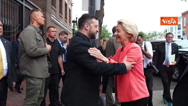 Zelensky incontra a Washington Von der Leyen, Rutte Meloni e i leader Ue, le immagini degli abbracci