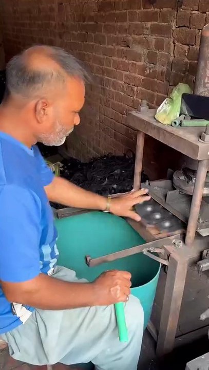 How Tennis Ball Part Making in factory