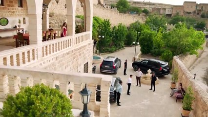 Uzak Sehir - Episode 28 - Full Movie