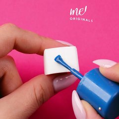 Aura sponge nail art! 💅✨