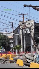 Afectaciones a residentes y comerciantes por cierre parcial tras socavón 🚨🚧