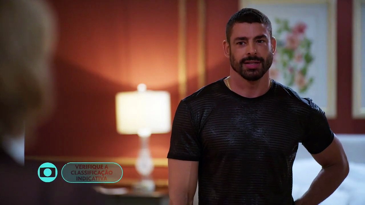 César seduz Odete e eles passam a noite juntos! _ Vale Tudo _ TV Globo (1)