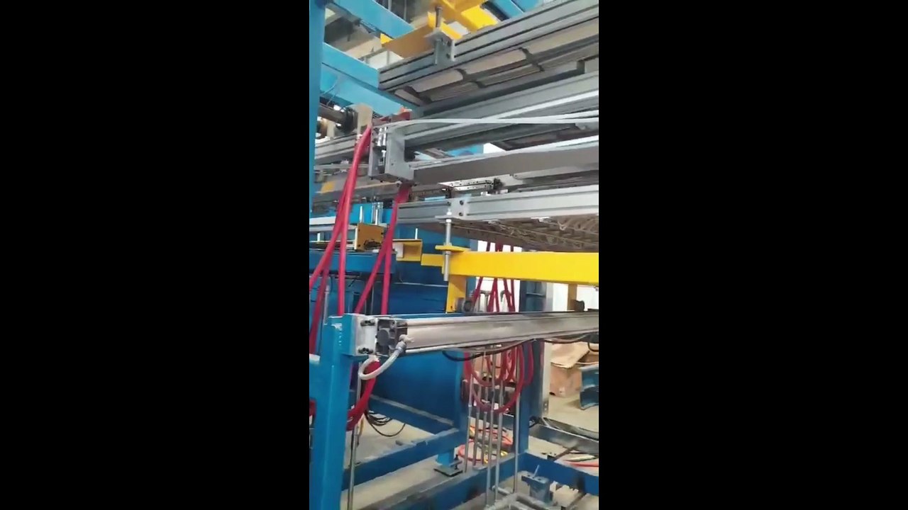 Used multi-station vacuum forming line for cabinet and door line