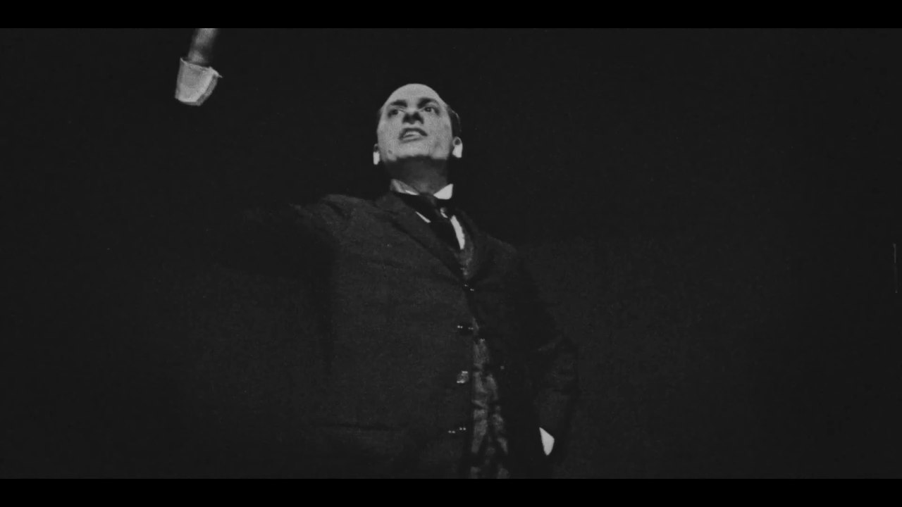 Mussolini: Son of the Century Trailer OV