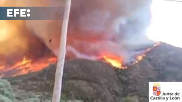 La evolución del incendio de Barniedo de la Reina permite el realojo de los vecinos del valle de Valdeón
