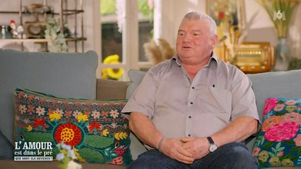 "L'amour est dans le pré : Que sont-ils devenus ?" : Pascal présente Céline à Karine Le Marchand.