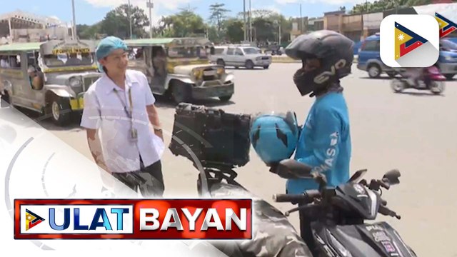 Motorcycle taxis, pinag-aaralan ng DOTr na gawing permanent transport option | ulat ni Bernard Ferrer