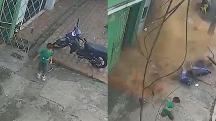 Niño de 4 años se salvó de milagro tras desplome de un restaurante