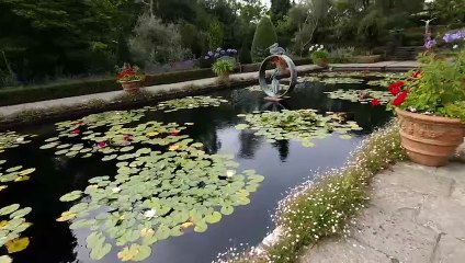Tennis court to Italian water garden