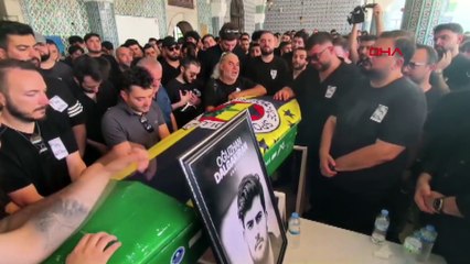 Balkondan düşerek hayatını kaybeden yayıncı 'Jrokez', son yolculuğuna uğurlandı