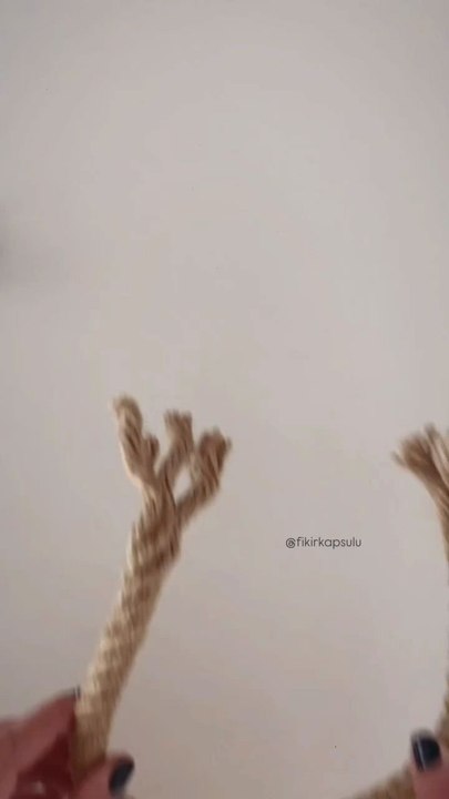 DIY Curtain Holder Tutorial via: @fikirkapsuluLearn how to make a simple and stylish DIY curtain holder using easy-to-find materials.