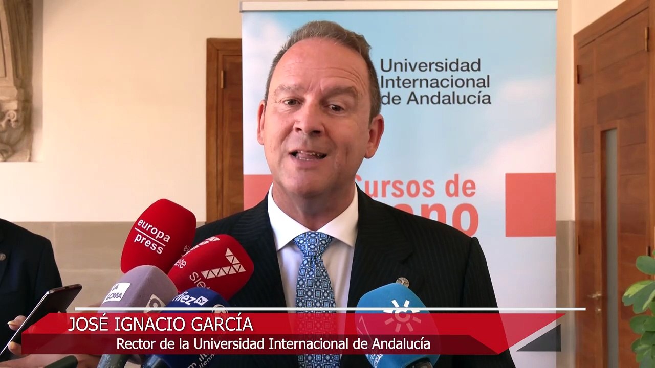 El rector de la UNIA ve los Cursos de Verano como foro de encuentro de ideas diversa